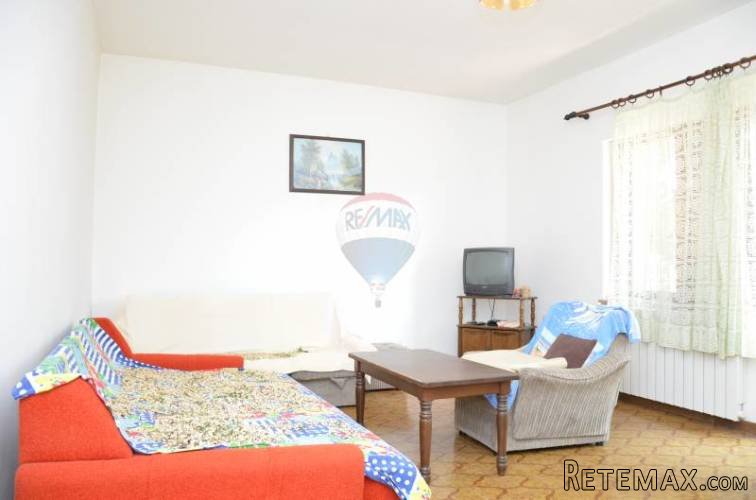 Brtonigla, stan 105 m2 sa velikom okućnicom - 3