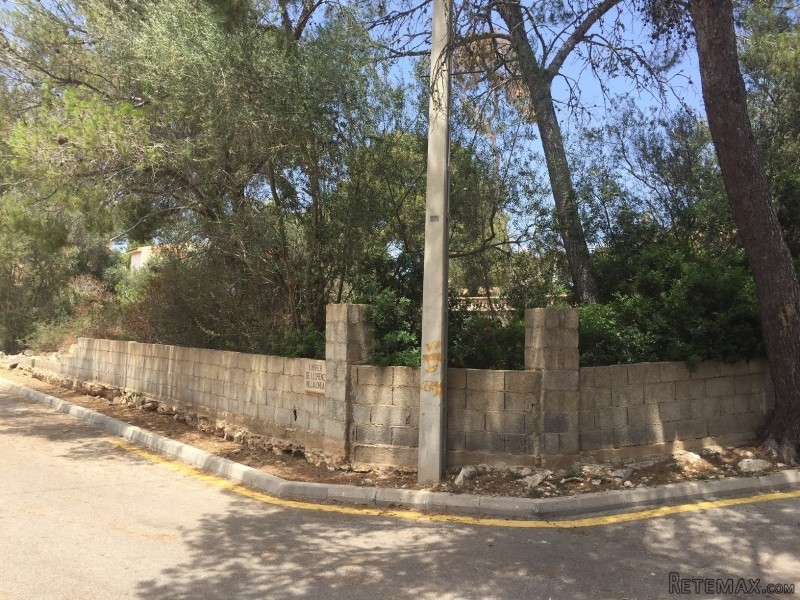Plot with license and project in Cala.. - 2