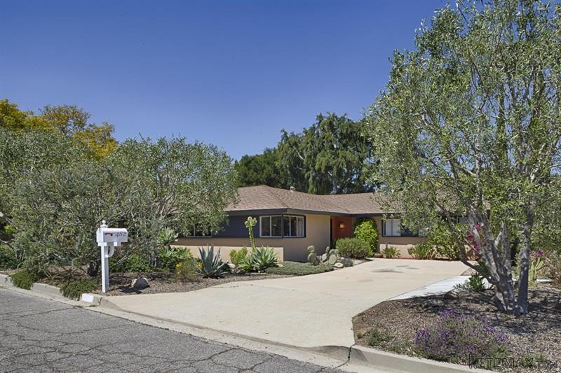 3 bedroom House For Sale: 482 Vaquero Ln - 2