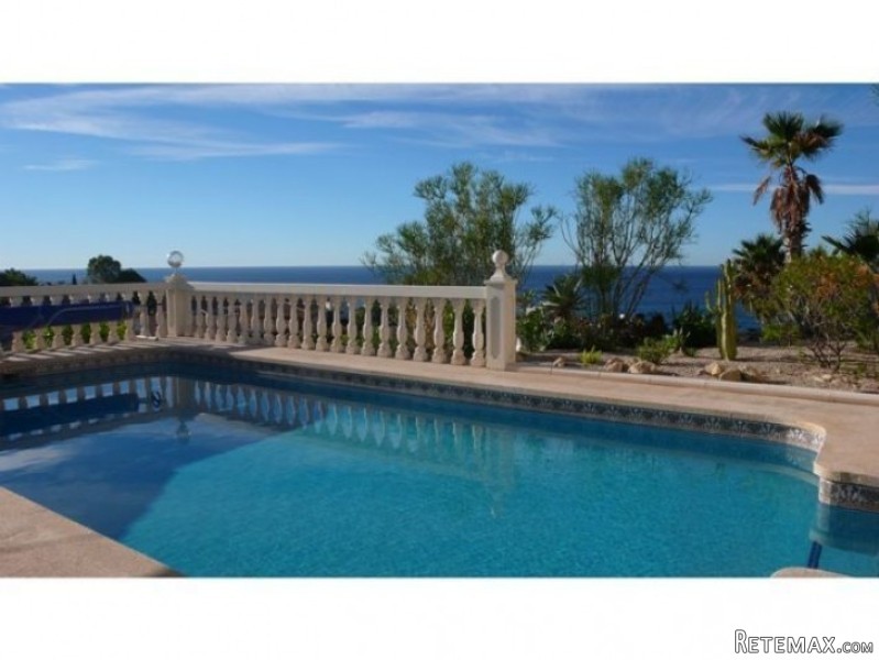 3 Bedrooms - Villa - Alicante - For Sale