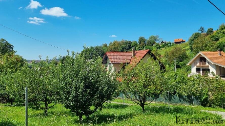 Donja Stubica, Stubičke Toplice - građevinski teren 885 m2 - 2