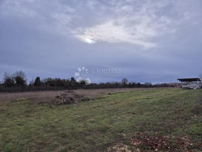 Zemljište s panoramskim pogledom na Učku - 2