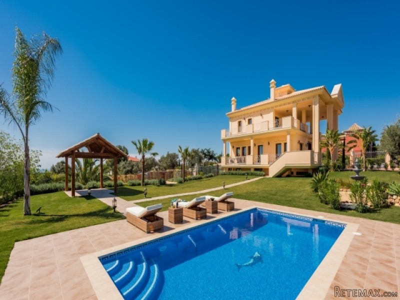 5 Bedroom Villa For Sale Situated In..
