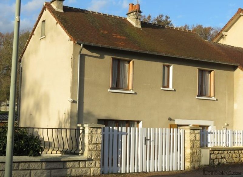Renovated townhouse on outskirts of..