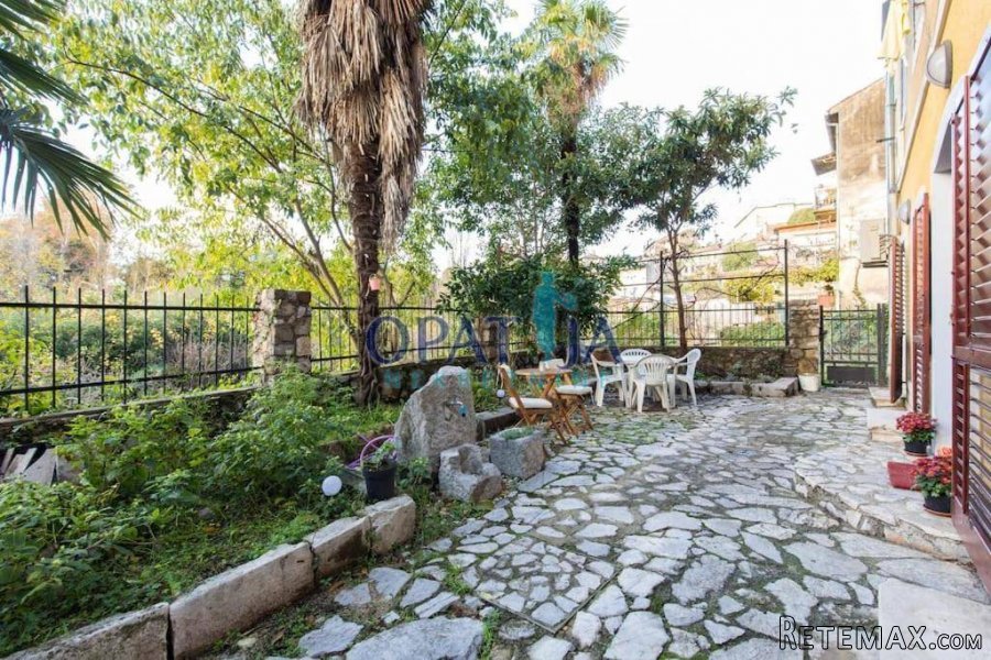 Rijeka, Mlaka stan u prizemlju 82 m2+ vrt 60 m2