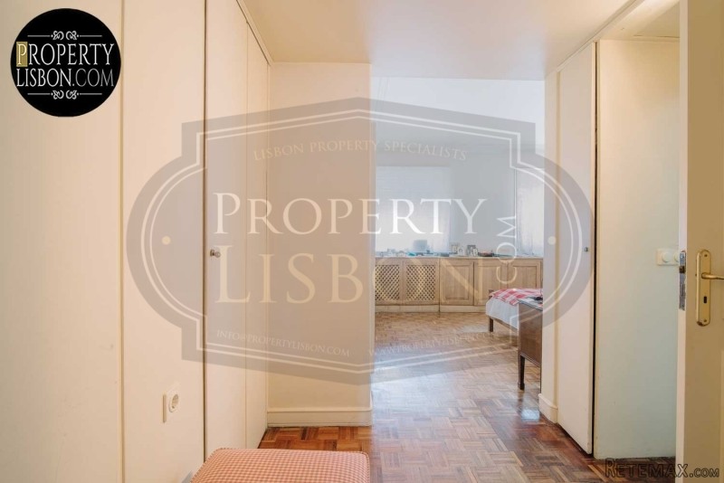 Luxury finishes T4+2 Lisbon Apartment.. - 2