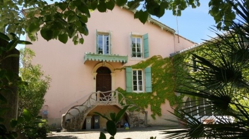 Winemakers Property With Maison De.. - 2