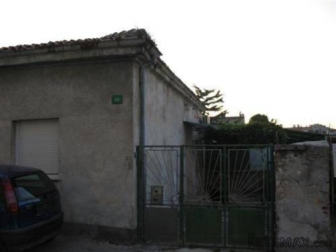 ISTRA, PULA, MANJA KUĆA SA DVORIŠTEM - 2