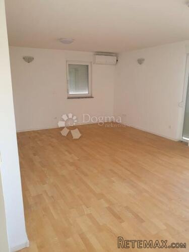 APARTMAN S BAZENOM MALINSKA - 3