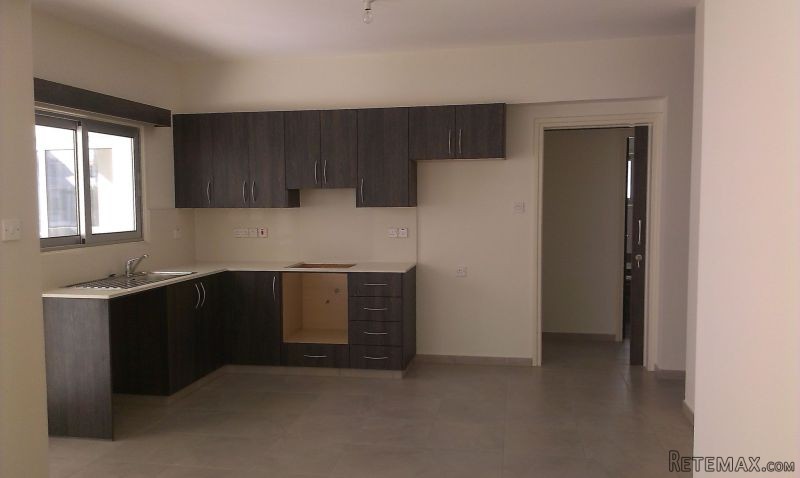 FOR SALE NEW SPACIOUS 3 BED APARTMENT..