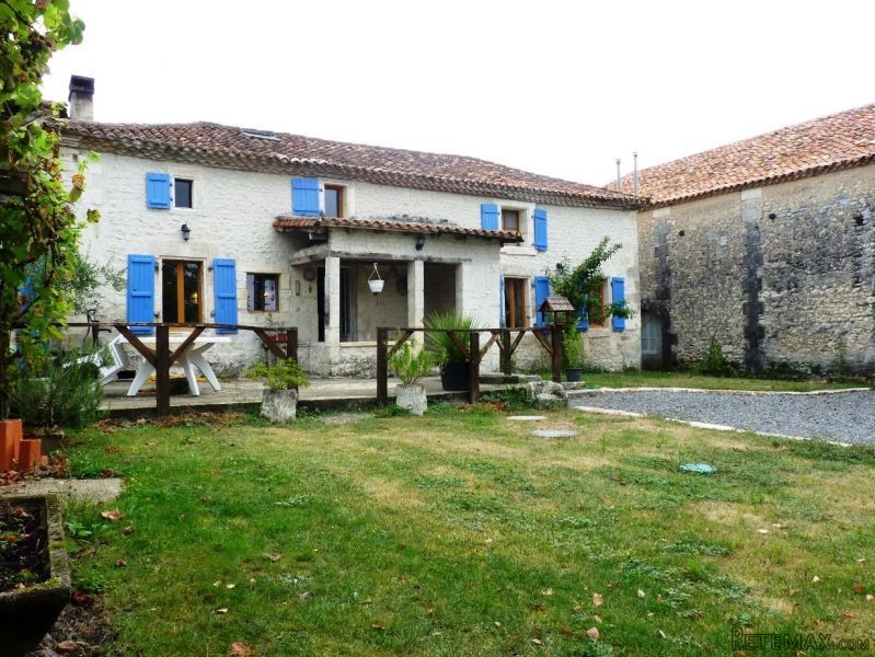 Beautiful Characterful House Set On..