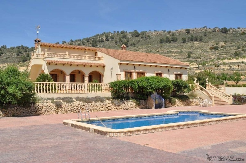 Large Luxury Villa Pinoso