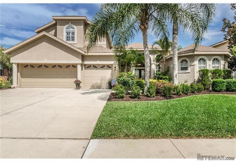 4 bedroom Property For Sale: 5139..