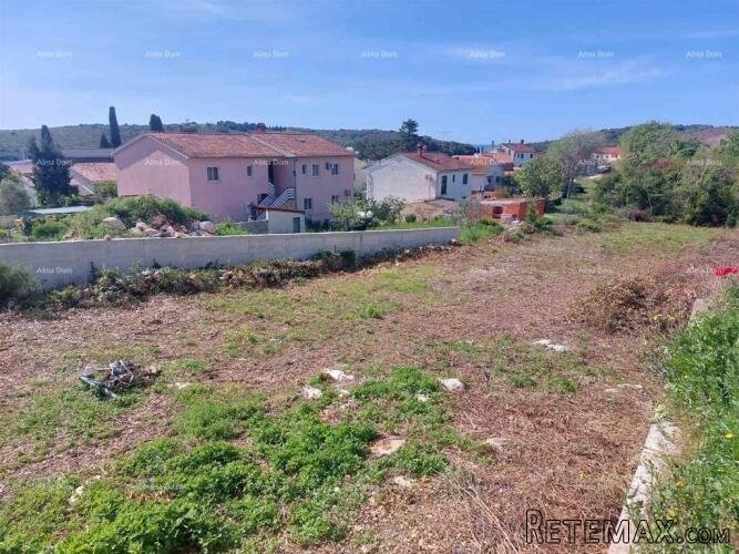 Prodaje se građevinsko zemljište u Banjolama