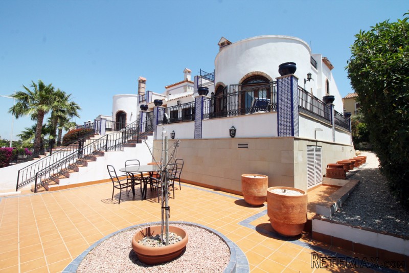 3 Bedrooms - Property - Alicante - For..