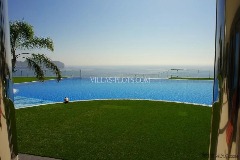 6 Bedroom Villa In Moraira - 2