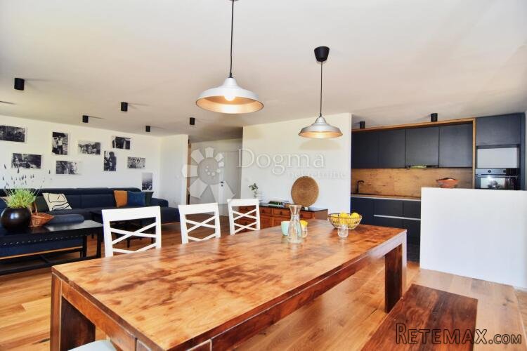 DUGI OTOK - MODERNA VILA 362 m2 BLIZU MORA - 4