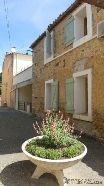 Nice Winegrower Home With With Garage..