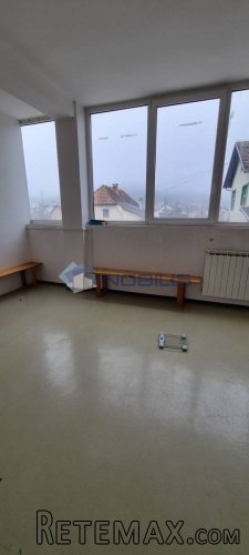Samobor, centar, 428m2, 3 parking mjesta, 1. kat, lift - 7