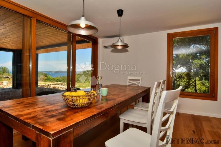DUGI OTOK - MODERNA VILA 362 m2 BLIZU MORA - 8