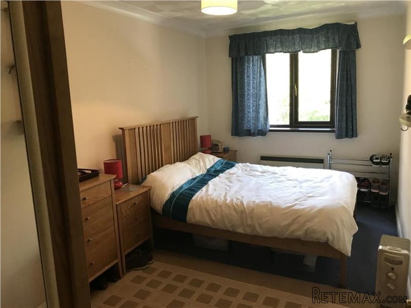 1 Bedroom - Flat - Hampshire - For Sale - 2