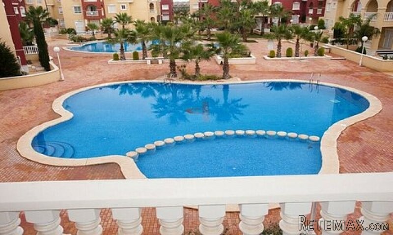 2 Bed Luxurious Apartments minutes from..