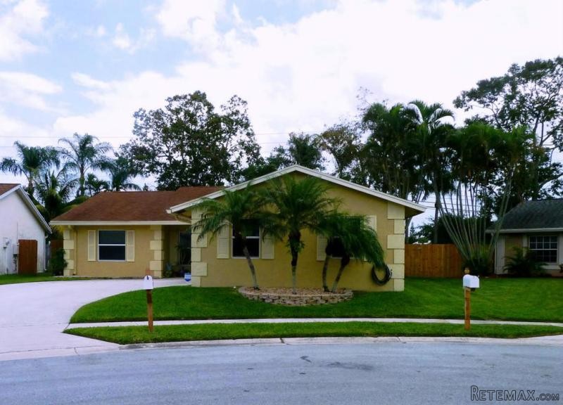 6081 Moonbeam Dr, Lake Worth, FL -.. - 2