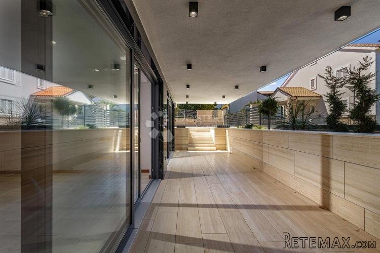 MALINSKA APARTMAN SA BAZENOM 80M OD MORA! - 2