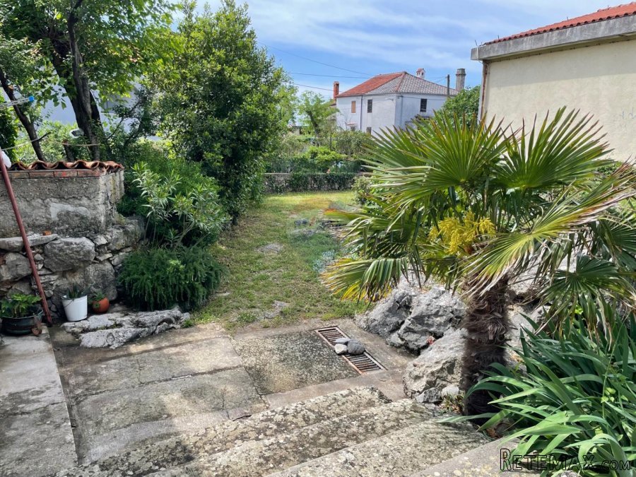 Krk, Kornić, kamena kuća 65 m2 s okućnicom 320 m2 - 3