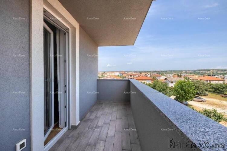 Prodaje se stan u Puli, 106 m2