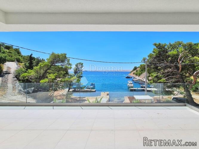 BARIĆ DRAGA PRVI RED DO MORA VILLA 300m2 - 5