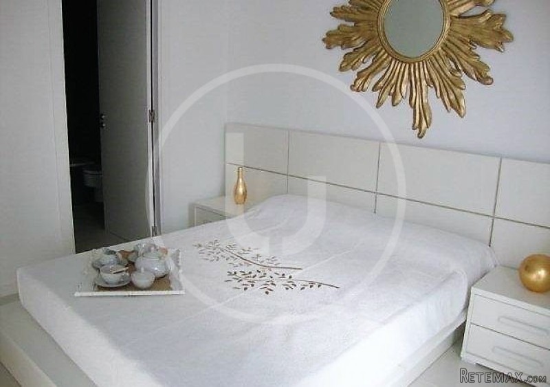 Groundfloor frontline apt with big..