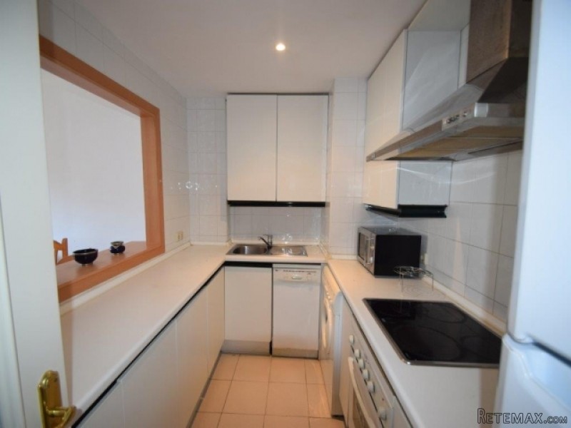 2 Bedroom Apartment For Sale Situated.. - 2