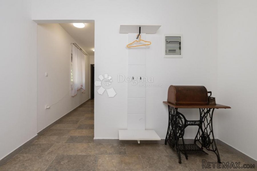 Prekrasna Villa sa prostranom okućnicom 9400 m² - 7