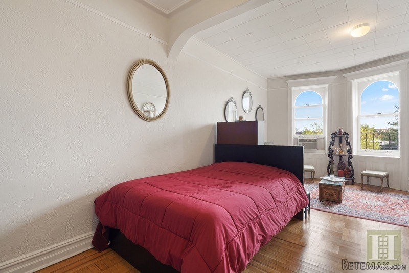 Apartment For Sale: BLUE SKIES ON THE.. - 2