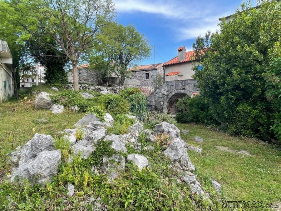 Krk, Kornić, kamena kuća 65 m2 s okućnicom 320 m2 - 9