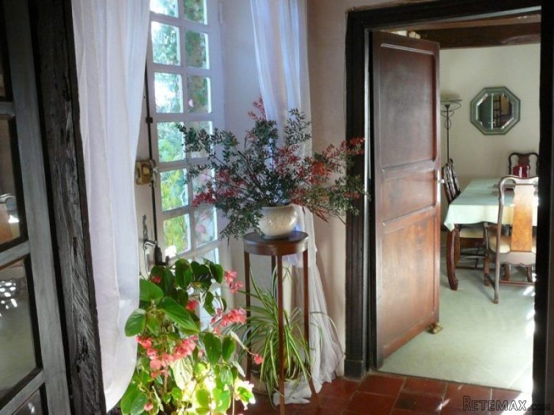 3 Bedrooms - House - Midi-Pyrenees -.. - 2