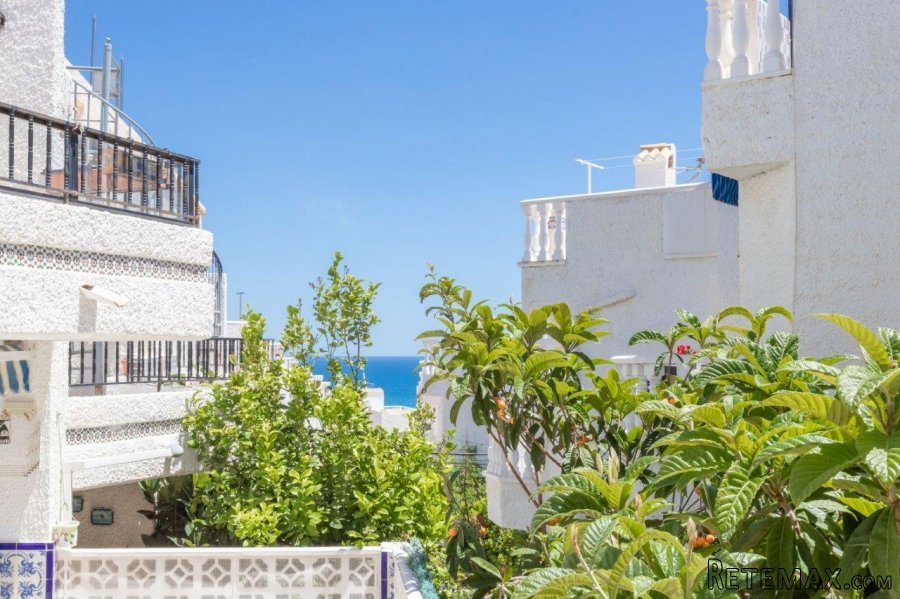 Bungalow bajo en Cabo Cervera.La vivienda tiene 2.. - 2