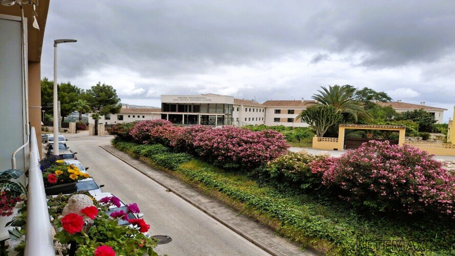 Located on the edge of the village of Teulada, this..