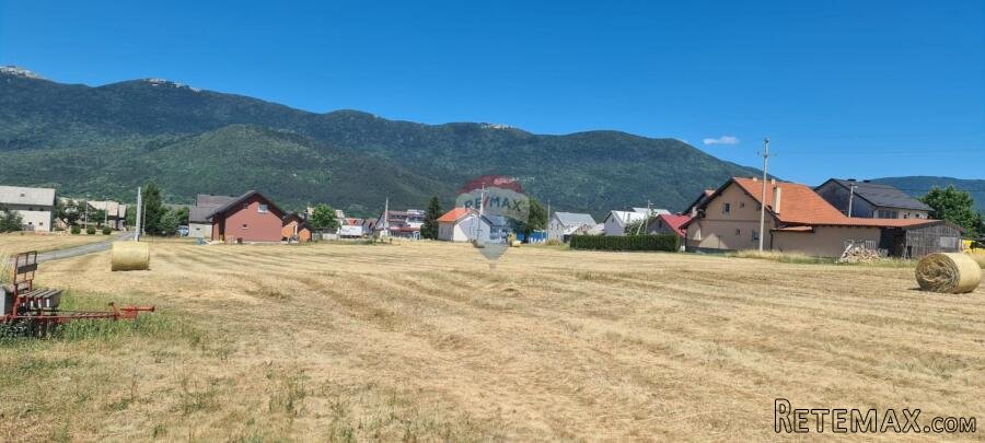 Plitvička Jezera, građevinsko zemljište 1207 m² | Parcela 5 - 3