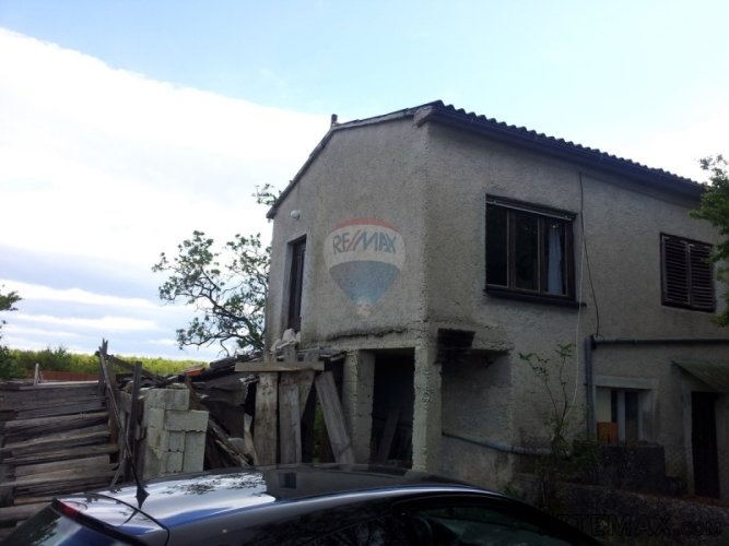 Svetvinčenat stara kuća na velikoj parceli - 5