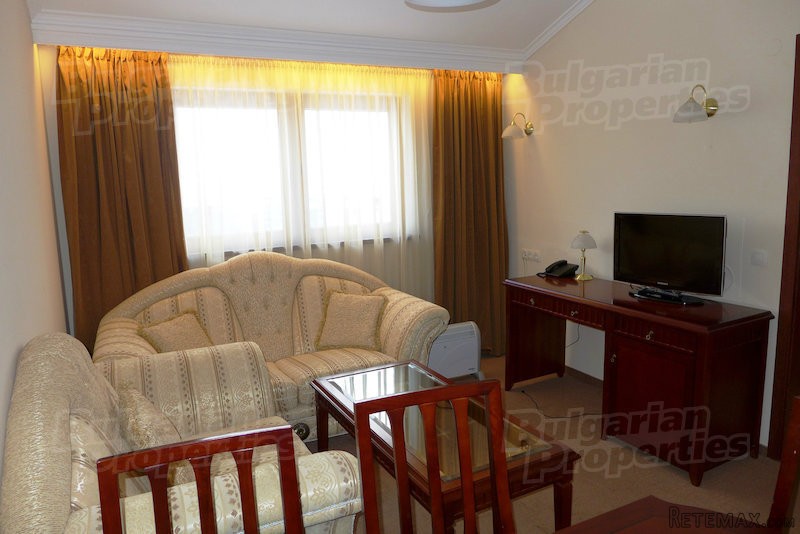 Large Holiday Apartment Next To The..