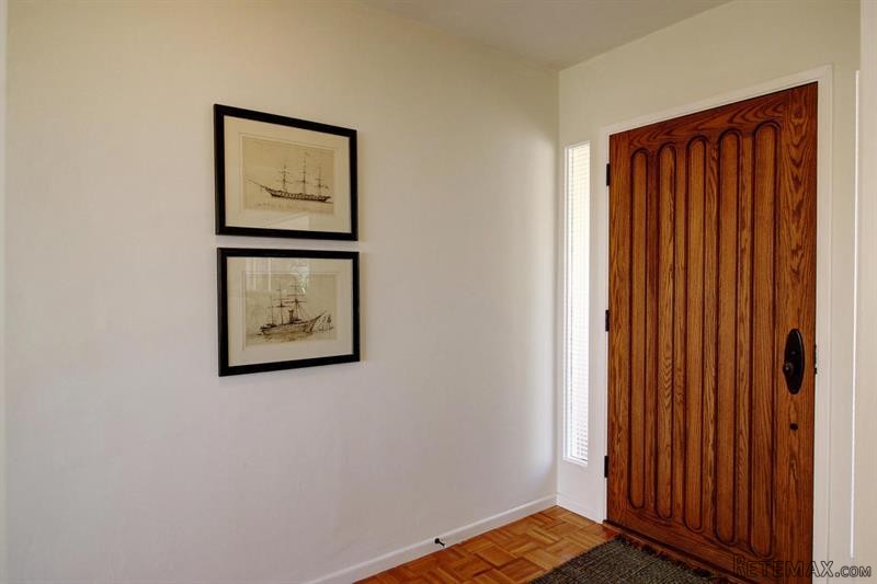 2 bedroom House For Sale: 1405 Alameda.. - 2