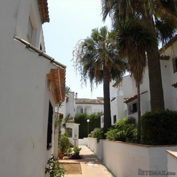 3 bedroom town house for sale - 2