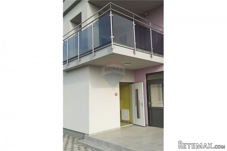 Uredski poslovni prostor u Trnovcu; 182 m2 - 9