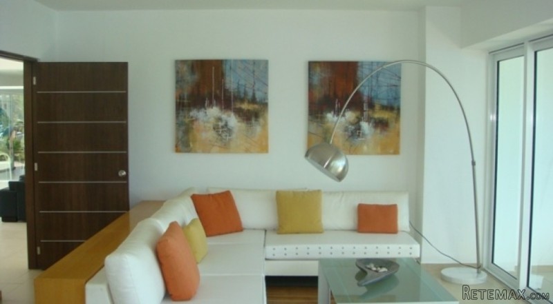 Isola Cancun Condo in Puerto Cancun