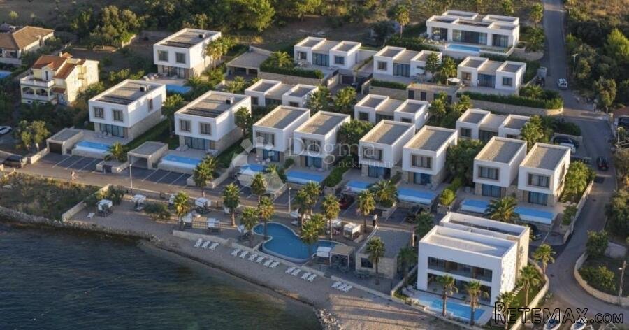 Obalna rezidencija iznad standarda – moderna vila prve linij - 3