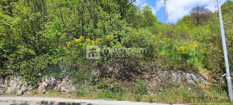 Rijeka, Škurinje, 1.421m2 građevinskog zemljišta