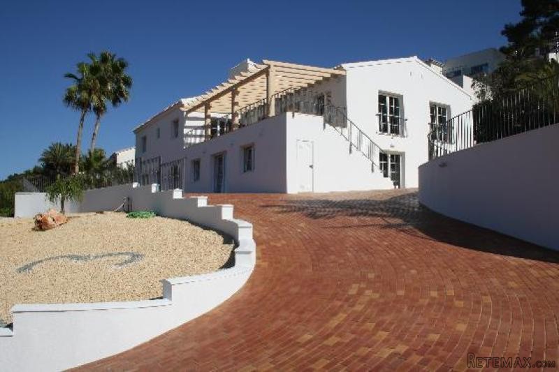 Villa with panoramic views in Javea