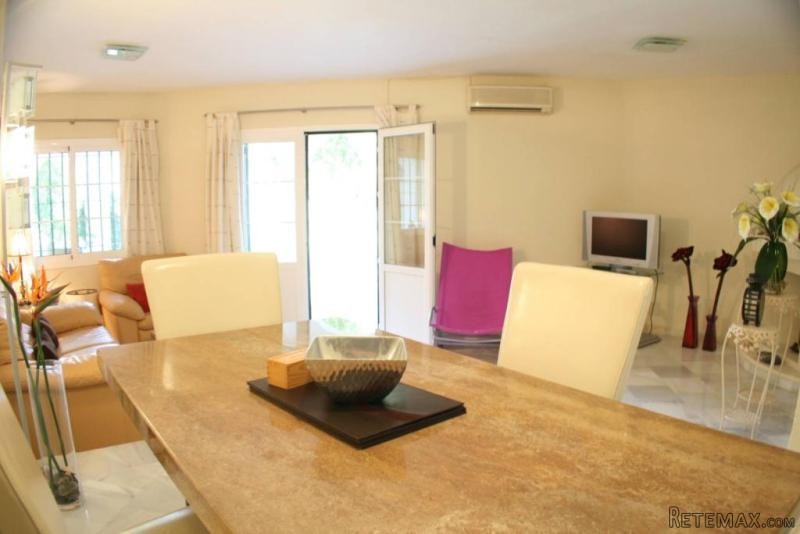 2 bedroom town house for sale - 2